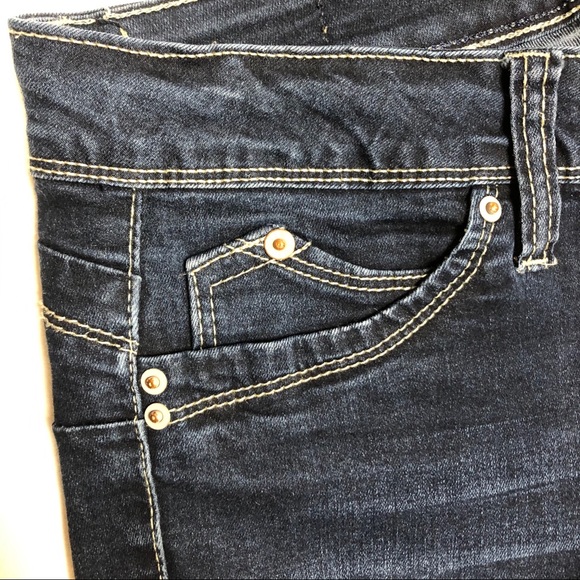 YMI WannaBettaButt MID-RISE Denim Jeans - Picture 8 of 9